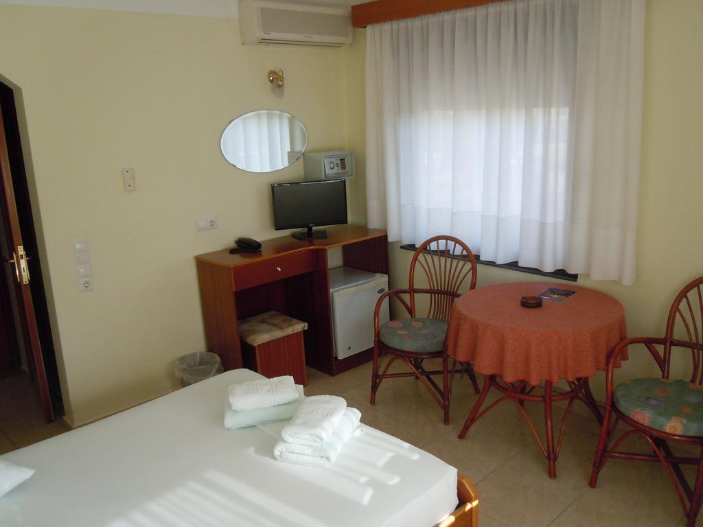 Tropicana Paralía エクステリア 写真